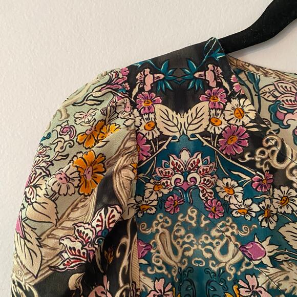 Maria Cher. Blue Purple Floral Abstract Blouse Rouched Cropped Silk size Large - Picture 4 of 12